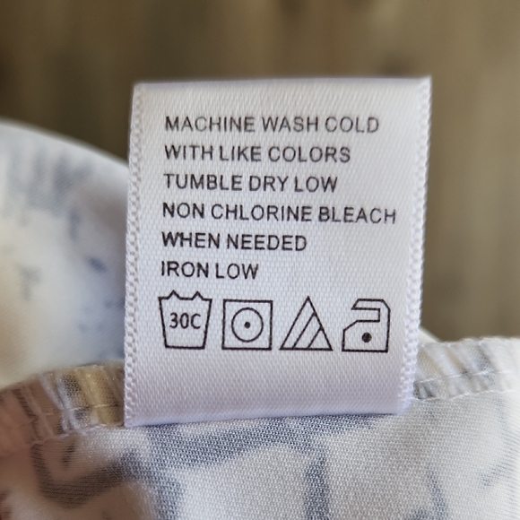 TAIL Black Tank Top with White Palm-Print Panels - Picture 6 of 6